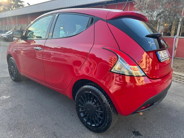 LANCIA Ypsilon usata, con Autoradio
