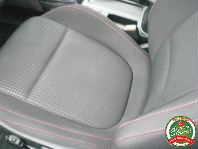 FORD Focus usata, con Bluetooth