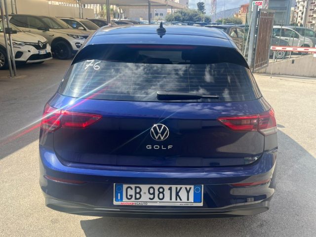 VOLKSWAGEN Golf usata, con Autoradio