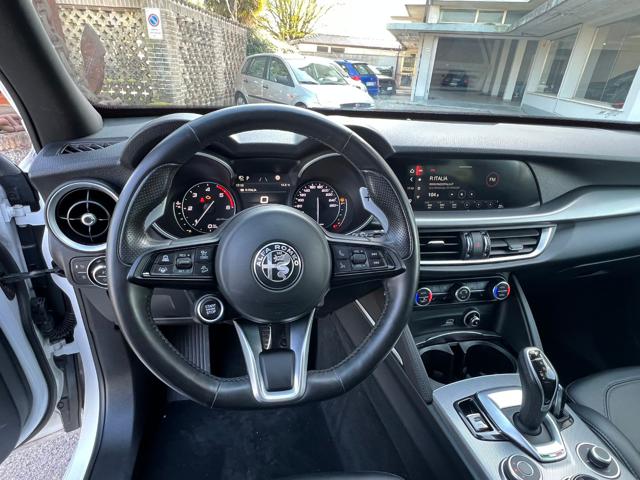 ALFA ROMEO Stelvio usata, con Park Distance Control