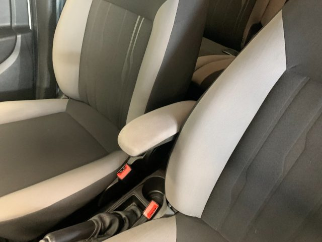 FIAT Doblo usata, con Bluetooth