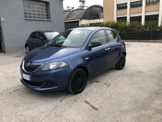 LANCIA Ypsilon usata, con Autoradio