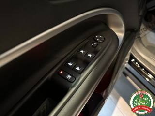 JEEP Avenger usata, con Specchietti laterali elettrici