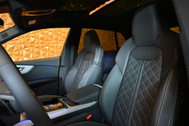 AUDI Q8 usata 27