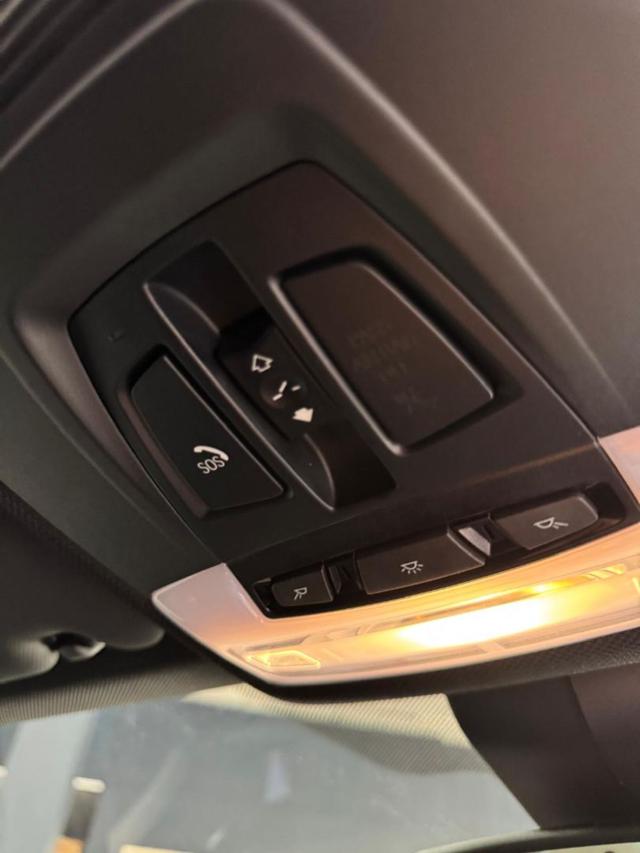 BMW 320 usata, con Touch screen