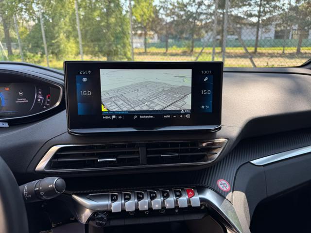 PEUGEOT 3008 usata, con Controllo automatico clima