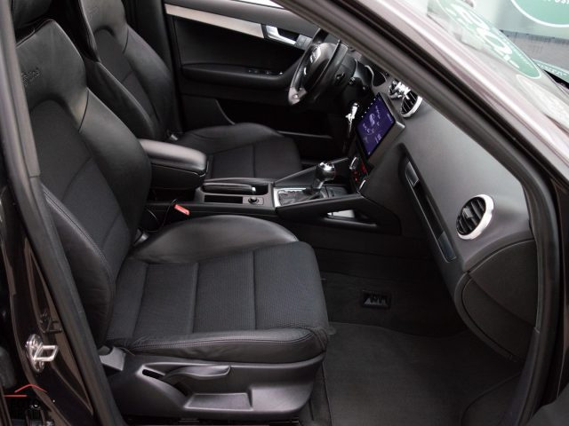 AUDI A3 usata, con Specchietti laterali elettrici