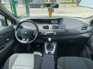 RENAULT Scenic usata, con Controllo automatico clima