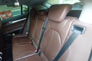 ALFA ROMEO Stelvio usata, con Sedile posteriore sdoppiato