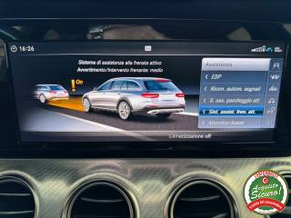 MERCEDES-BENZ E 220 usata, con Fendinebbia