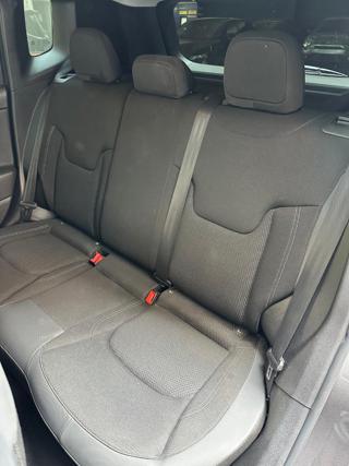 JEEP Renegade usata, con USB