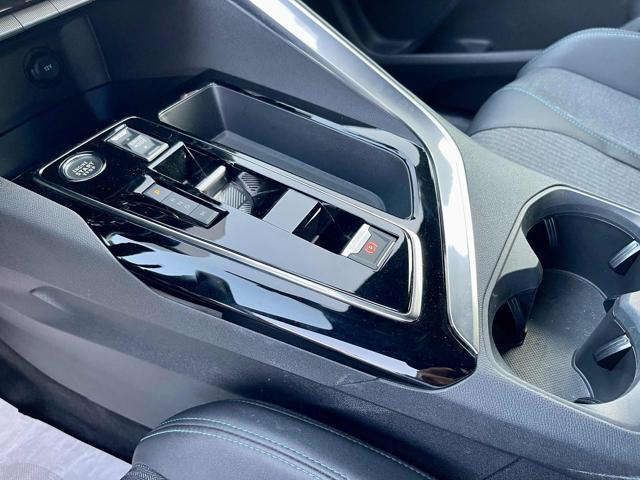 PEUGEOT 3008 usata, con Controllo vocale