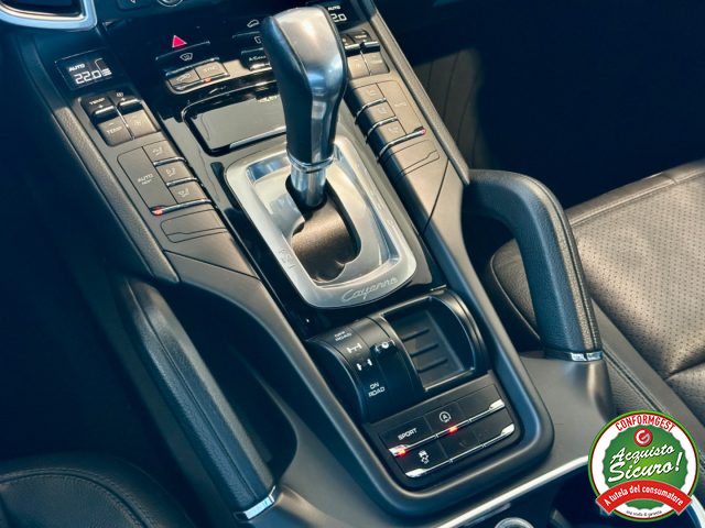 PORSCHE Cayenne usata, con Controllo trazione