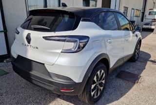 RENAULT Captur usata, con Autoradio