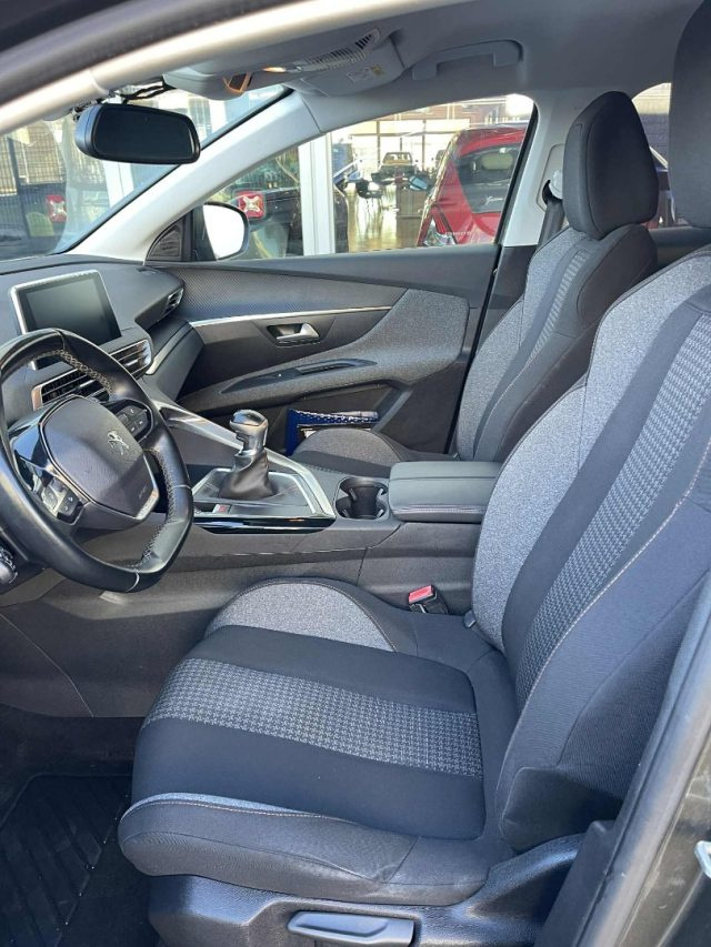 PEUGEOT 3008 usata, con Cerchi in lega