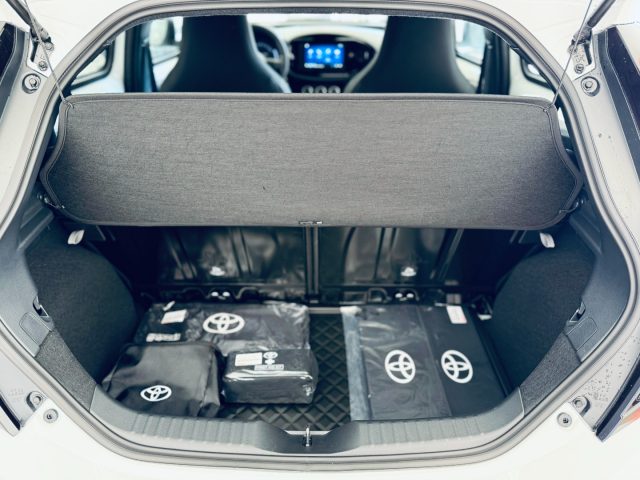 TOYOTA Aygo X usata, con Chiusura centralizzata telecomandata