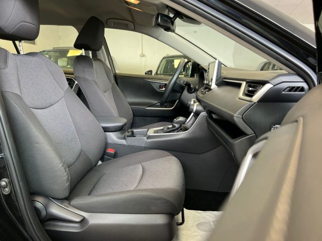 TOYOTA RAV 4 usata, con Controllo automatico clima