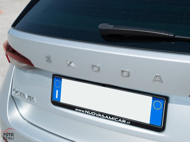 SKODA Octavia usata, con Airbag testa