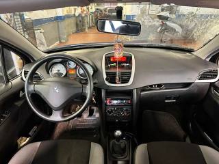 PEUGEOT 207 usata, con MP3