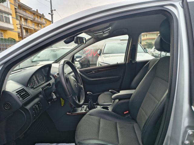 MERCEDES-BENZ A 180 usata, con Cerchi in lega