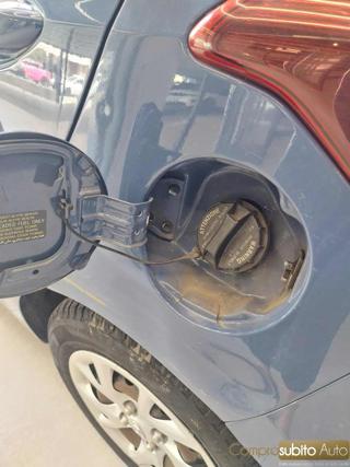 HYUNDAI i10 usata 21
