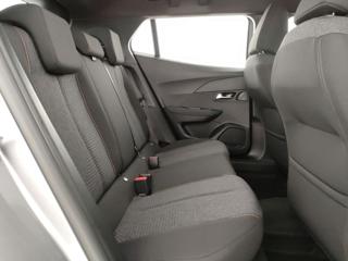 PEUGEOT 2008 usata, con Sistema di navigazione