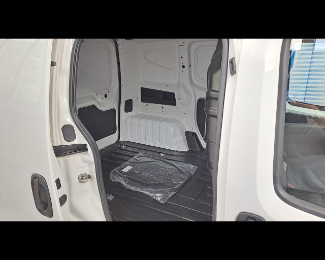 FIAT Fiorino usata 18