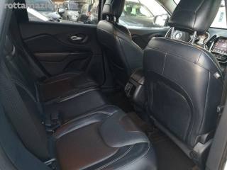 JEEP Cherokee usata, con Autoradio