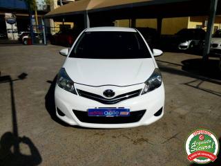 TOYOTA Yaris usata, con Airbag