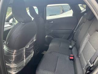 RENAULT Captur usata, con Volante in pelle