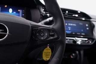 OPEL Corsa usata, con Servosterzo