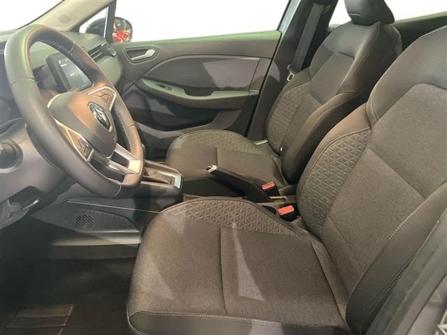 RENAULT Clio usata, con Volante in pelle