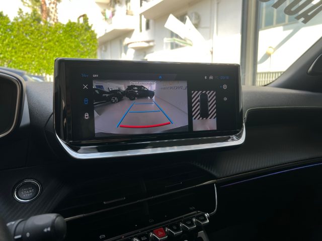 PEUGEOT 2008 usata, con Luci diurne LED