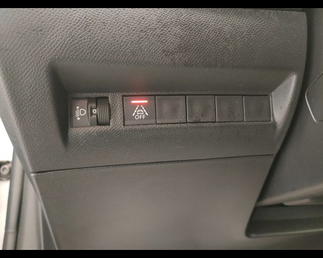 PEUGEOT 208 usata, con Chiusura centralizzata telecomandata
