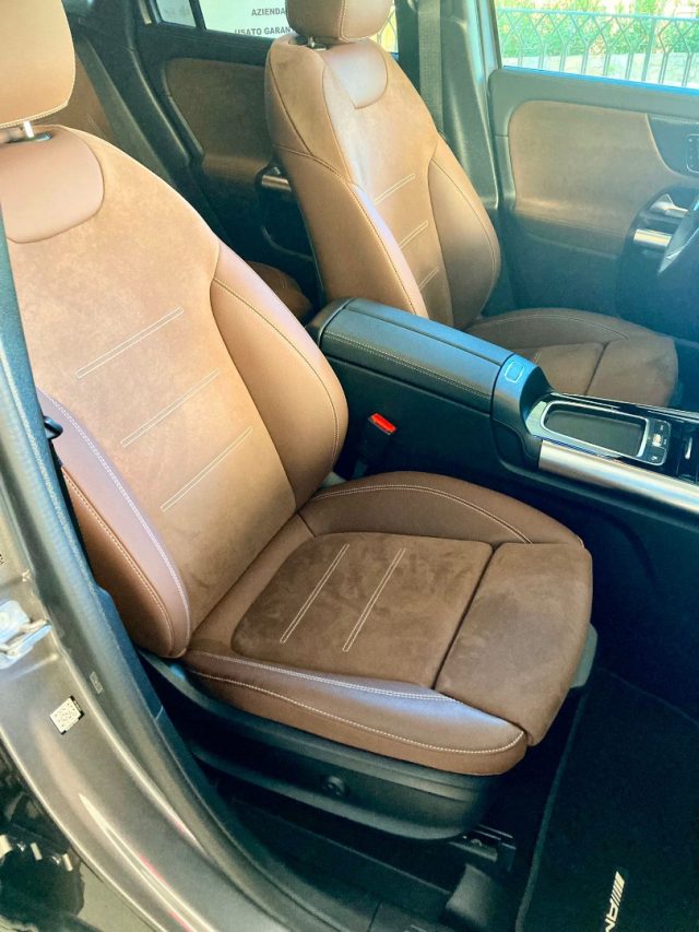 MERCEDES-BENZ GLA 220 usata, con Autoradio digitale