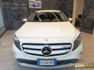 MERCEDES-BENZ GLA 200 d Automatic 4Matic Premium