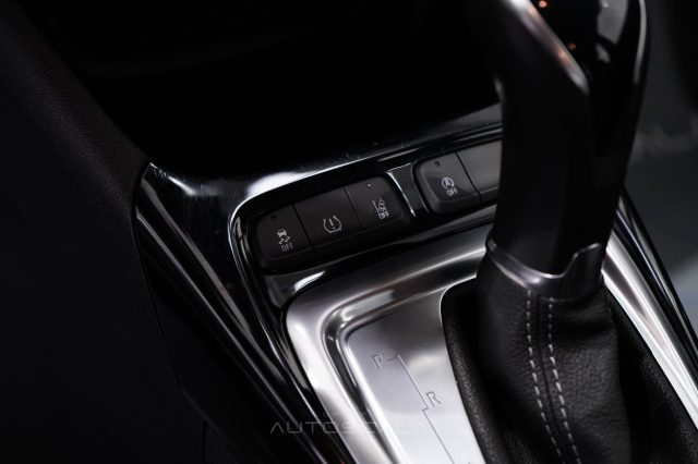 OPEL Crossland usata, con Fari LED