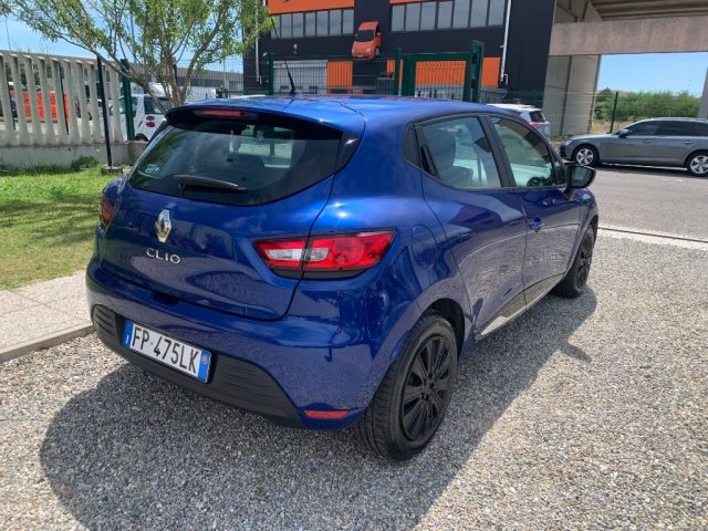 RENAULT Clio usata, con Alzacristalli elettrici