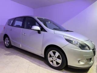 RENAULT Scenic usata 1