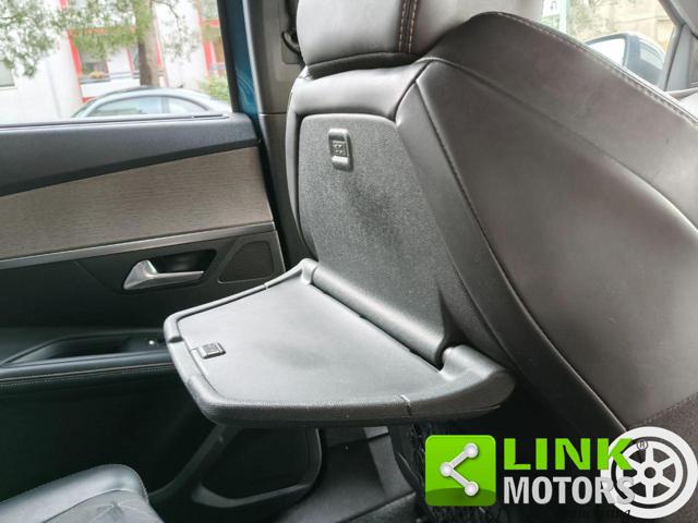PEUGEOT 5008 usata, con Servosterzo