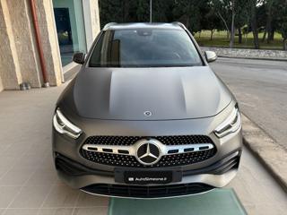 MERCEDES-BENZ GLA 200 usata, con Airbag