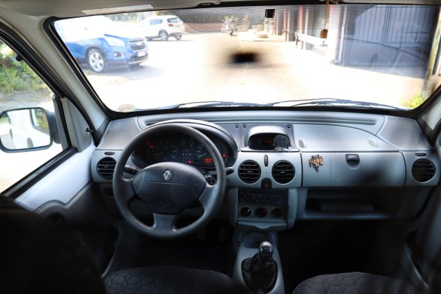 RENAULT Kangoo usata 21