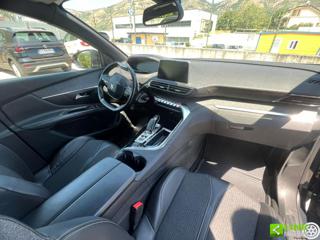 PEUGEOT 3008 usata, con Fendinebbia