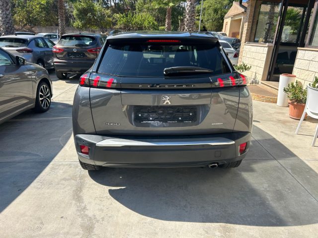 PEUGEOT 2008 usata, con Autoradio