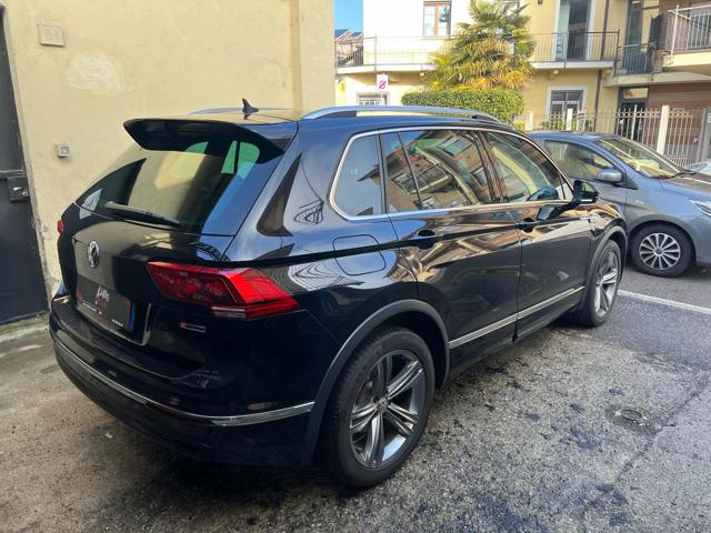VOLKSWAGEN Tiguan usata, con Autoradio