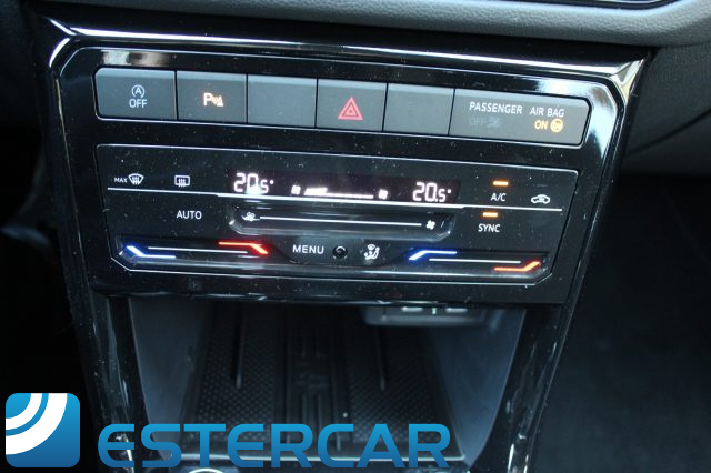 VOLKSWAGEN T-Cross usata, con Climatizzatore