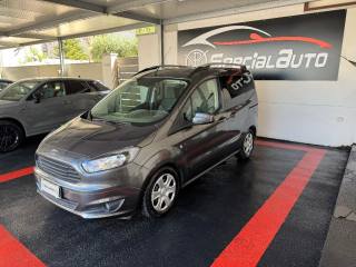 FORD Tourneo Courier usata, con Autoradio