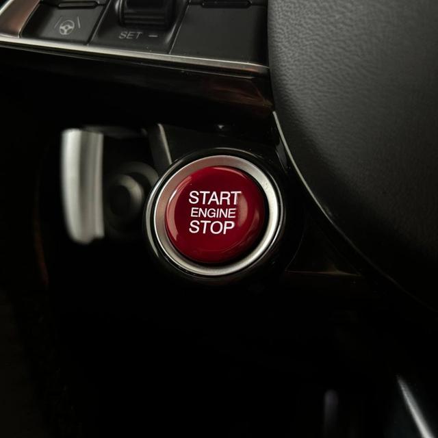 ALFA ROMEO Giulia usata, con Luci diurne LED