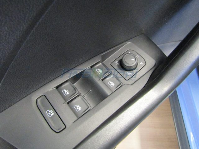 VOLKSWAGEN T-Cross usata, con Controllo elettronico della corsia