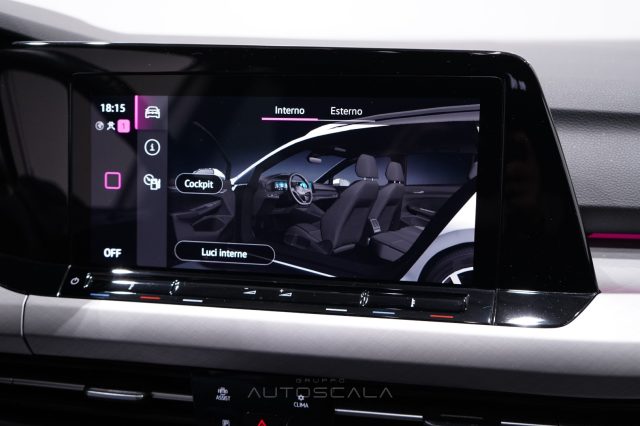 VOLKSWAGEN Golf Variant usata, con Volante in pelle